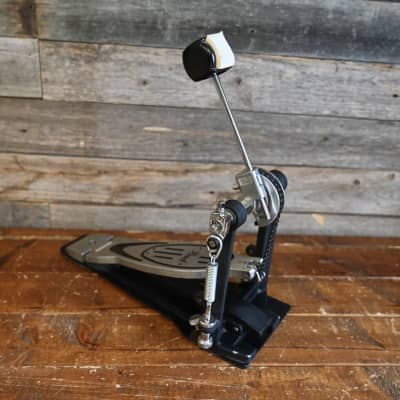 (14940) Pearl P-900 Single Bass Drum Pedal image 1