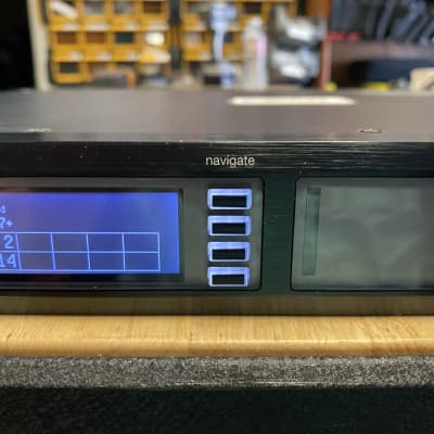 Shure AXIENT AXT600 Spectrum manager (470-952) image 3