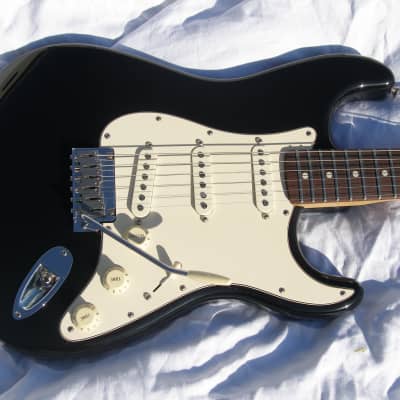 Fender Players Stratocaster body Standard neck Stainless Steel frets Upgraded & Modified LOOK! image 3