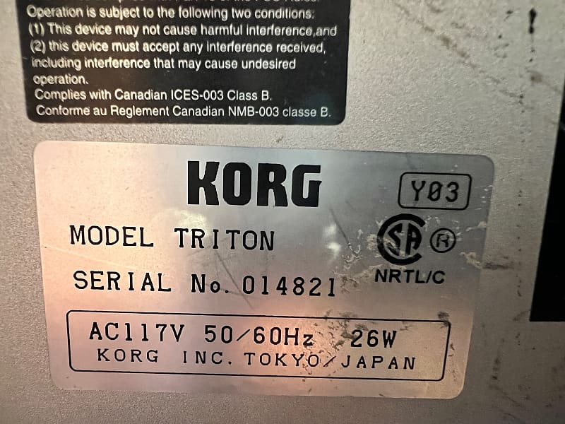 Korg Triton 61-Key 62-Voice Polyphonic Workstation (1999 - 2000)