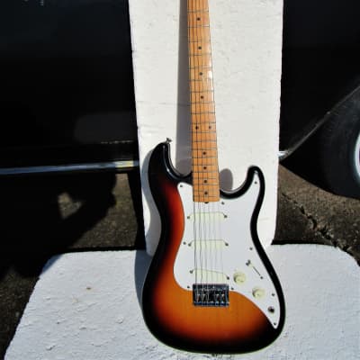 エレキギター Fender Squier BULLET ブラック