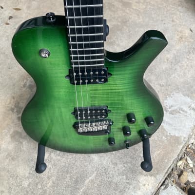 Parker Pm 24 emerald Green Flame Top hornet single cut piezo electric guitar  - Emerald Green Flame image 9
