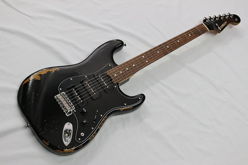 Fender STRATOCASTER SUGIZO - エレキギター