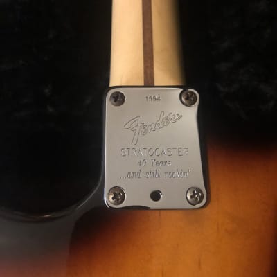 1994 USA Fender 40th Anniversary American Standard Stratocaster image 5