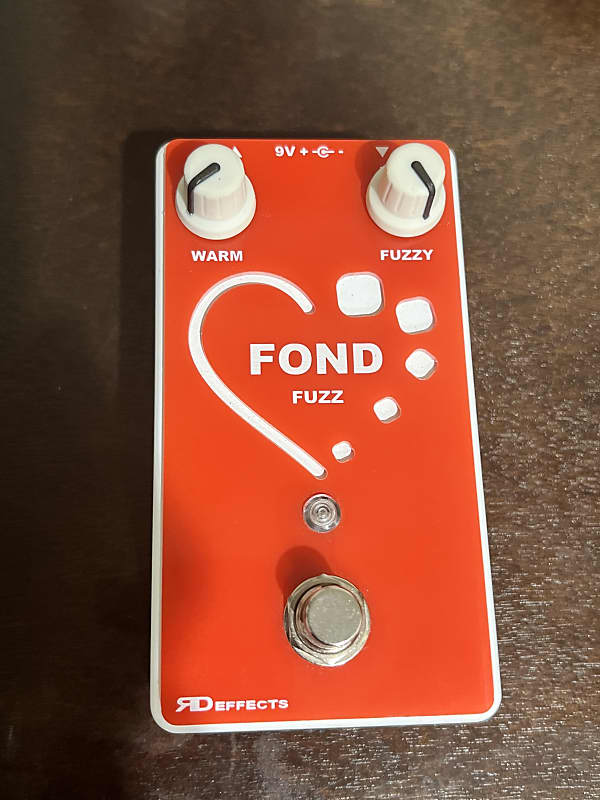 RD Effects Fond Fuzz 2022 - Red and White | Reverb