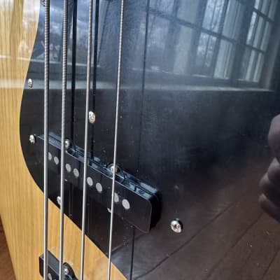 Fender Marcus Miller Artist Series Signature Jazz Bass - Natural image 3