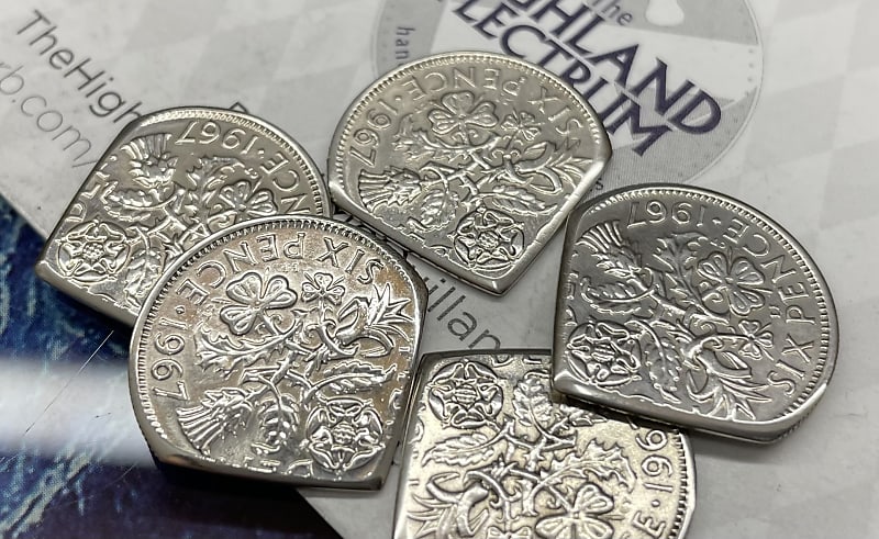 Sixpence Coin Queen Brian May 2005 Tour Silver Foil Guitar