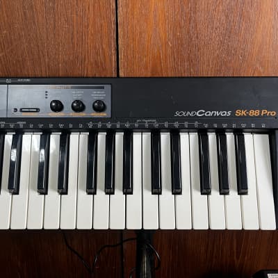 Roland SK-88Pro sk88pro sc88pro Sound Module Keyboard w/ power 