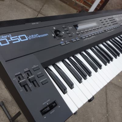 Roland D-50 synth (Japan/1989) in (near) MINT condition