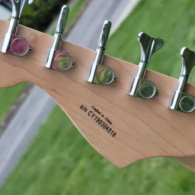 Fender Squier 5 String Jazz Bass 2019 Black image 6