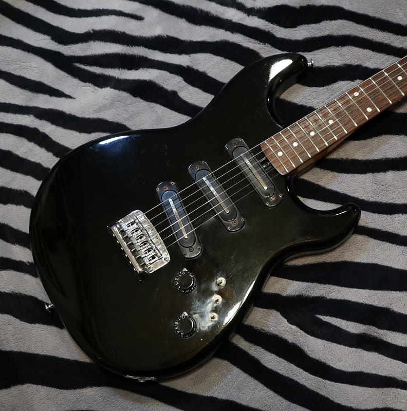 YAMAHA ヤマハ　Super Combinator 700 エレキギター ヤマハ・エレキギター Super Combinator SC-700 を紹介 – 竹三