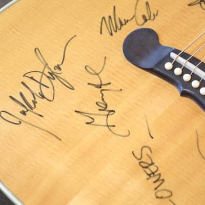 1997 Gibson CL-40 Artist Natural Acoustic/ Electric Guitar Signed by The Wallflowers + OHSC image 6