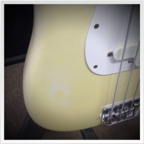 Fender Bullet Bass Deluxe 80's Cream Made in USA image 2
