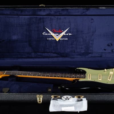 Fender Custom Shop Willcutt True '62 Stratocaster Journeyman Relic Black Large C (942) image 7