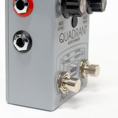 Alexander Quadrant Audio Mirror Neo Series Delay Guitar Effect Pedal image 4