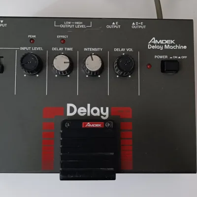 AMDEK DMK-100 ディレイエフェクター AMDEK DMK-100 Delay Machine - YouTube