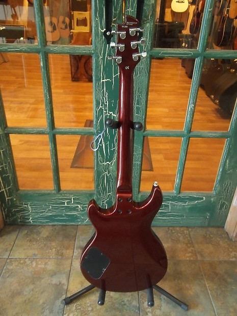 Cort M200 Double Cut-Away Electric Solid Body Guitar in Red Cort M200 Double Cut-Away Electric Solid Body Guitar in Red