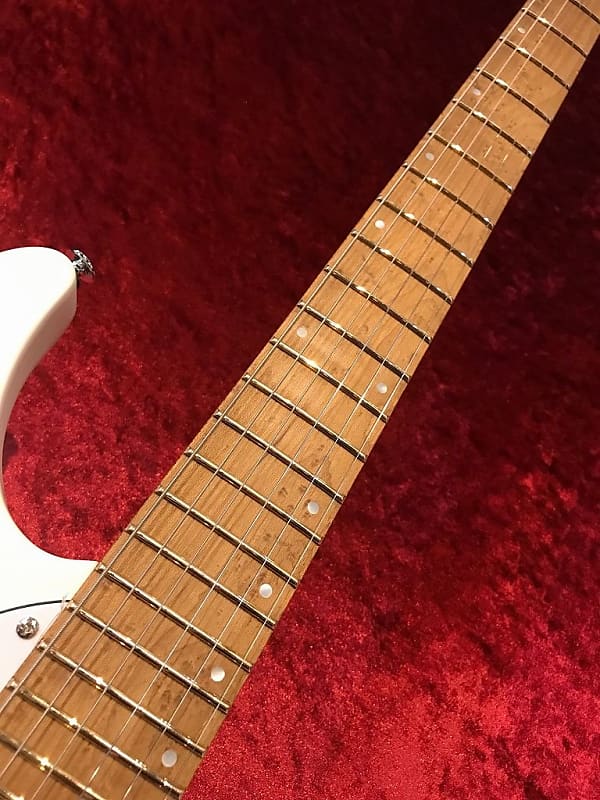 Ibanez ICHI10 Ichika Nito Signature -Vintage White