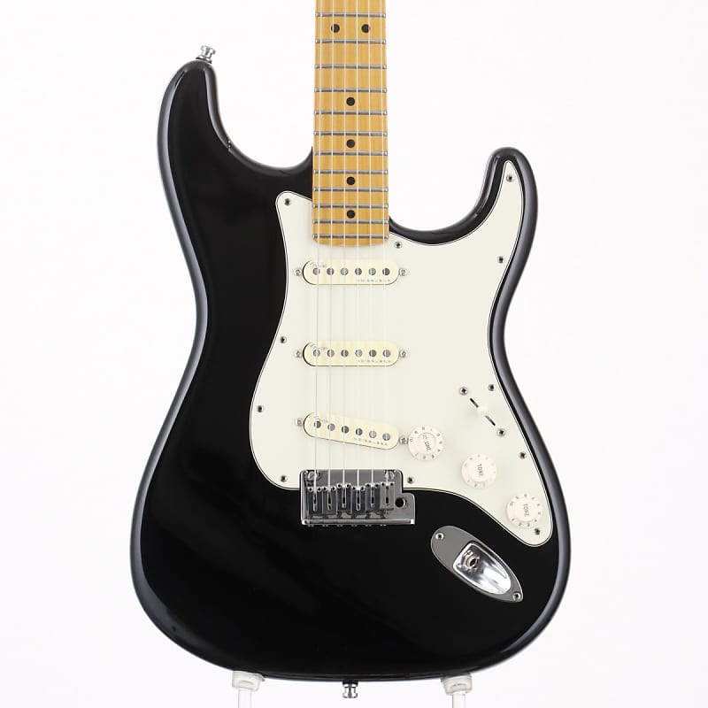 Fender American Deluxe Stratocaster V-Neck 2011 - 2015 | Reverb