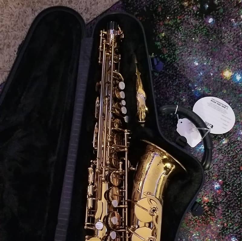 Accent clearance alto saxophone