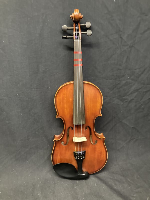 Tanglewood Strings 4/4 Violin w/case & bow Reverb