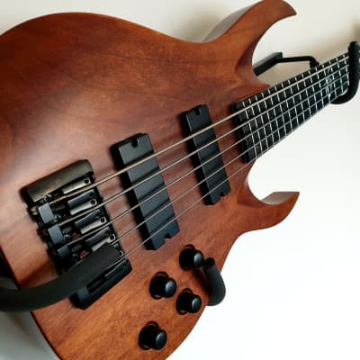 Solar deals guitars bass