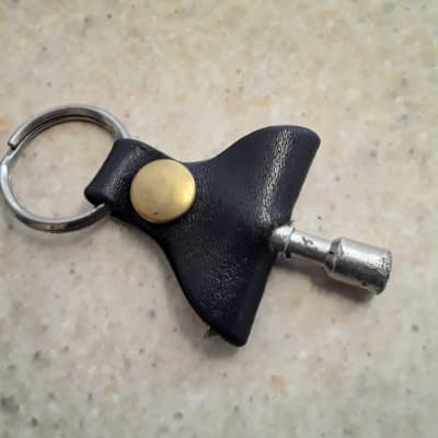 Pearl Vintage Drum Key & Keyring Holder from the 1960's - Natural Aged Patina - Very Rare to  Find image 6