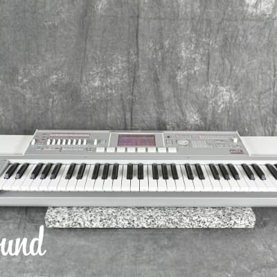 KORG M3 Xpanded 61-Key Workstation Synthesizer in Very Good Condition.