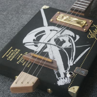 Espada Oscuro Electric Cigar Box Guitar by D-Art Homemade Guitar Co. image 5
