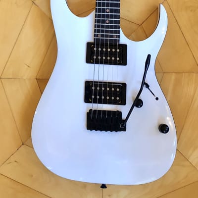 ギター Ibanez SA260FM SSH s-l400.jpg