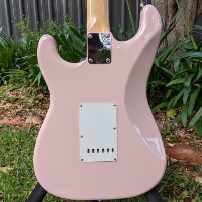 Fender Fender Japan Stratocaster Traditional 60s II 2020 Shell Pink image 3