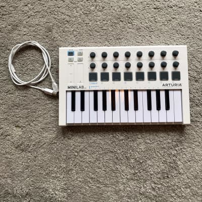 Arturia MiniLab MkII 25-Key MIDI Controller - White