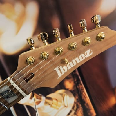 Ibanez THBB10 Tim Henson Signature Guitar AZ-Premium 6 String + Gigbag image 6