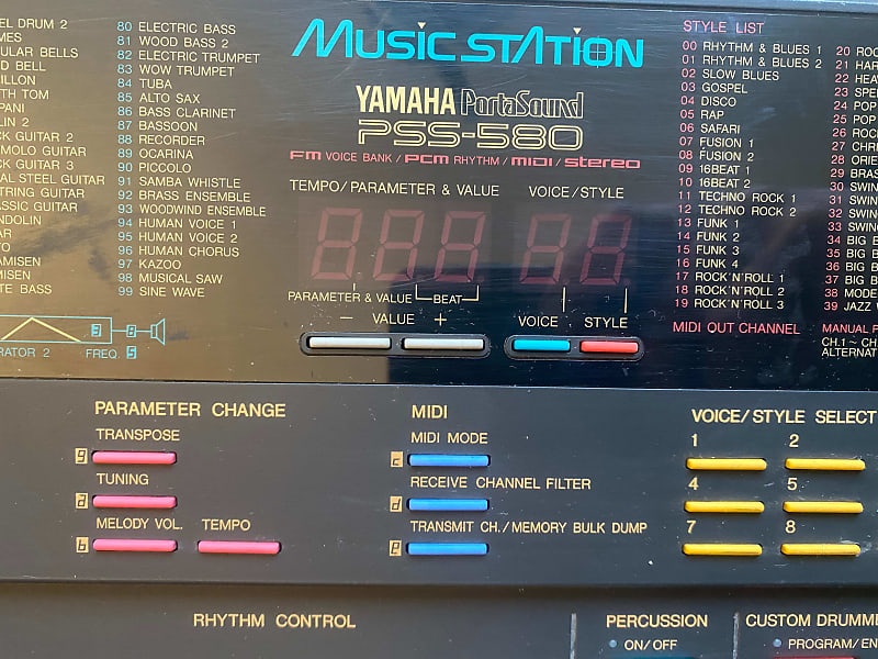 Yamaha PSS-580 80s Portasound FM MIDI keyboard digital synth