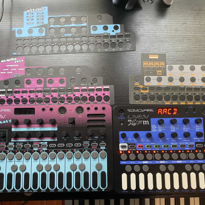 Sonicware Bass n beats - Liven XFm synth lot 2022 - Multicolored image 1