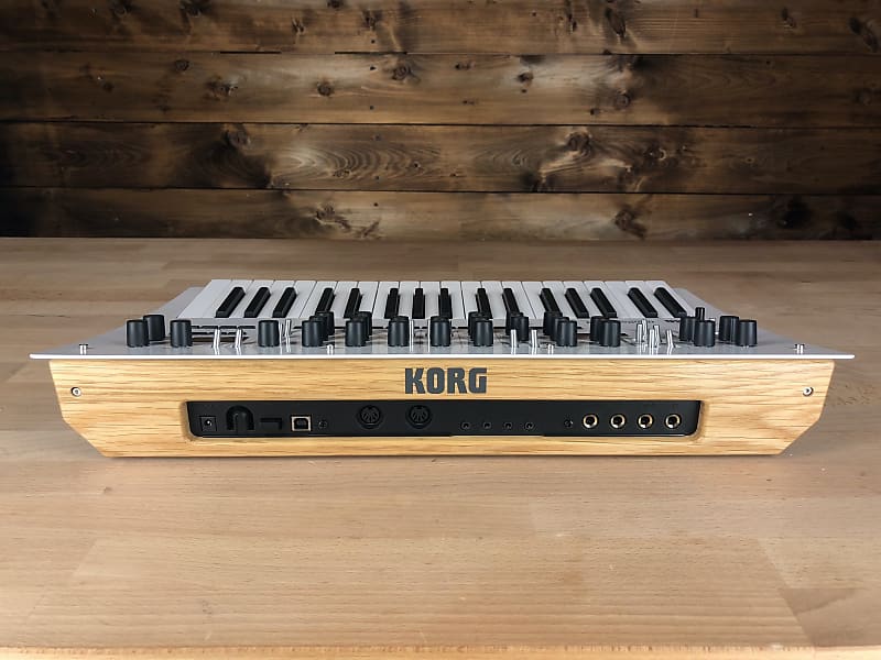 Korg Minilogue XD (PW) [Limited Edition] Polyphonic Analog