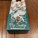 EarthQuaker Devices The Depths Optical Vibe Machine V2 ***MINT***