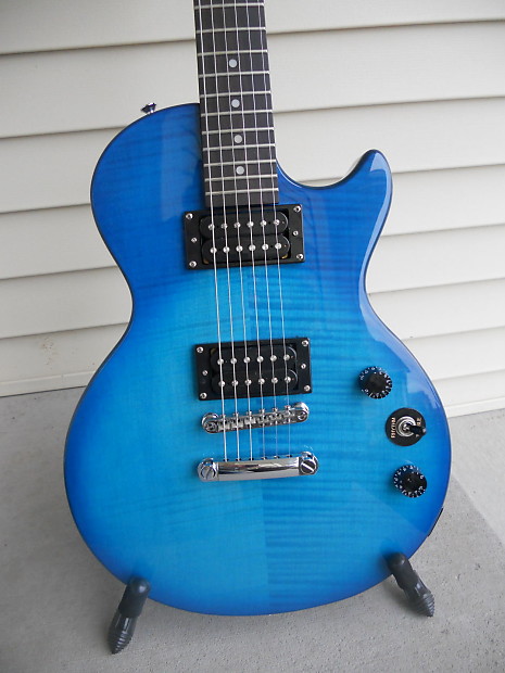 Epiphone les paul special ii blue 2025