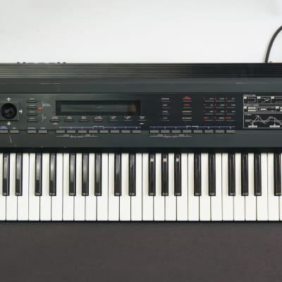 Roland D-50 80's 61 Key Digital Linear Polyphonic Synthesiser - 240V