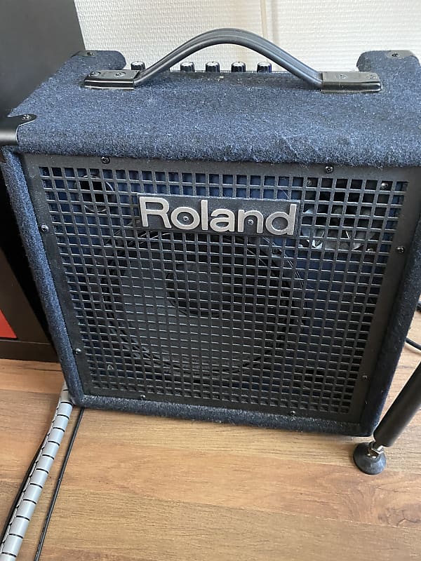 Roland キーボードアンプ KC-100 （Roland キーボードアンプ KC