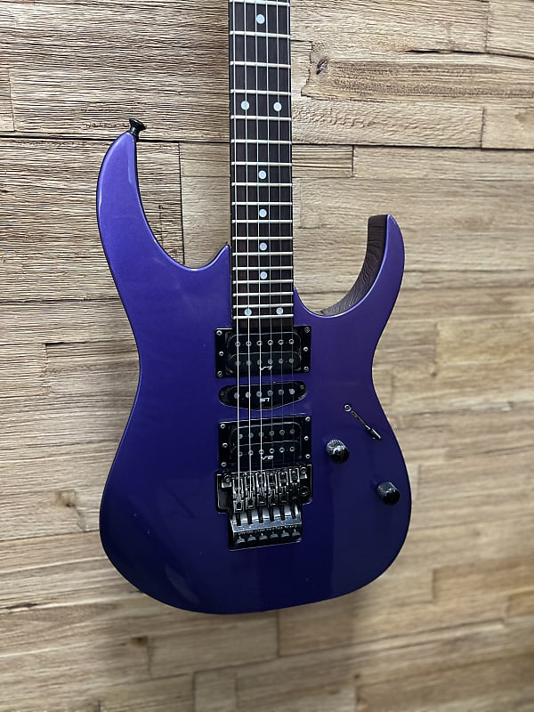 Ibanez RG570 HSH Guitar Made in Japan 2000 - Metallic Purple 7lbs 