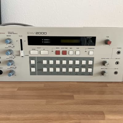 Akai Professional RARE EVI1000 Controller and EWV2000 Synth Module w/cable image 4