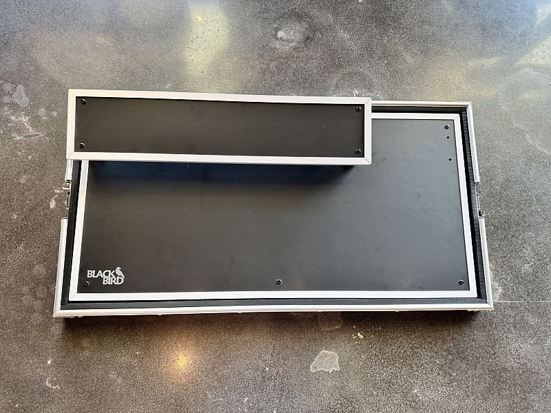 Blackbird 1530 Alchemy Pedalboard w/ Case Reverb