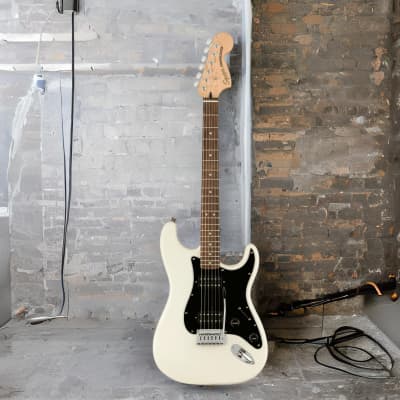 Fender Squier Affinity Series Stratocaster HH 6-String Electric Guitar with Indian Laurel Fretboard (Right-Handed, Olympic White) image 9