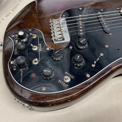 Fresher Protean Series Straighter Guitar with Built-In Fresher Protean Series Straighter Guitar with Built-In