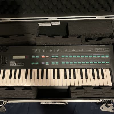 Yamaha DX100 w/ ZAPP & Roger Talkbox patch and Hard Case