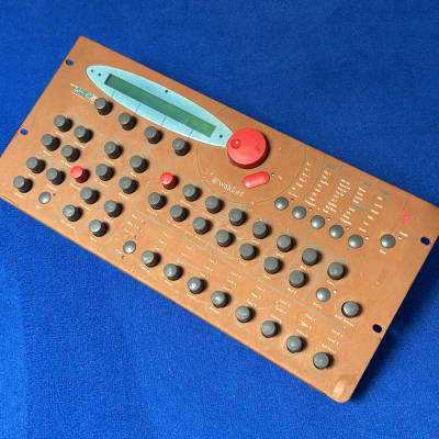 Waldorf Microwave XT Rackmount Wavetable Synthesizer 1998 - Orange