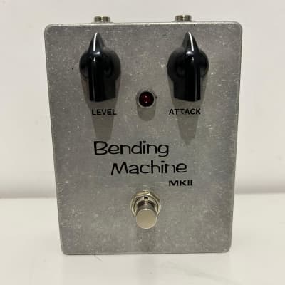 TONE BENDER MKIII Fuzz - OEM version shootout! w/ Digimart's
