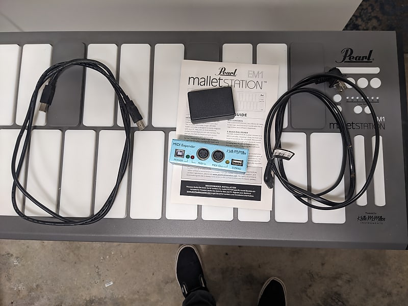 Pearl MalletStation + Midi Adaptor + Stand + Case Reverb