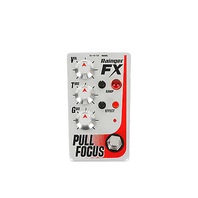 Rainger FX Pull Focus Distortion with dynamic reverb and chorus Effects Pedal